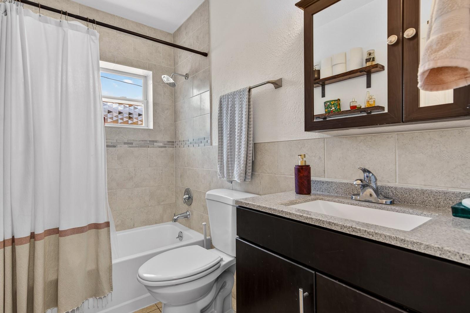 TYRONE - Residential