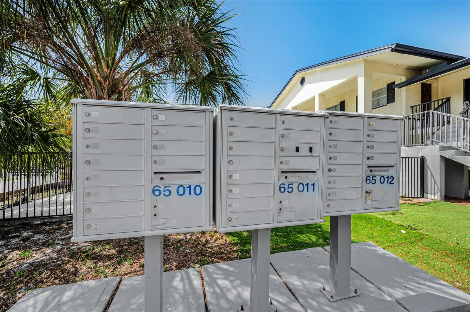 WASHINGTON SQUARE AT CLEARWATER CONDO - Residential