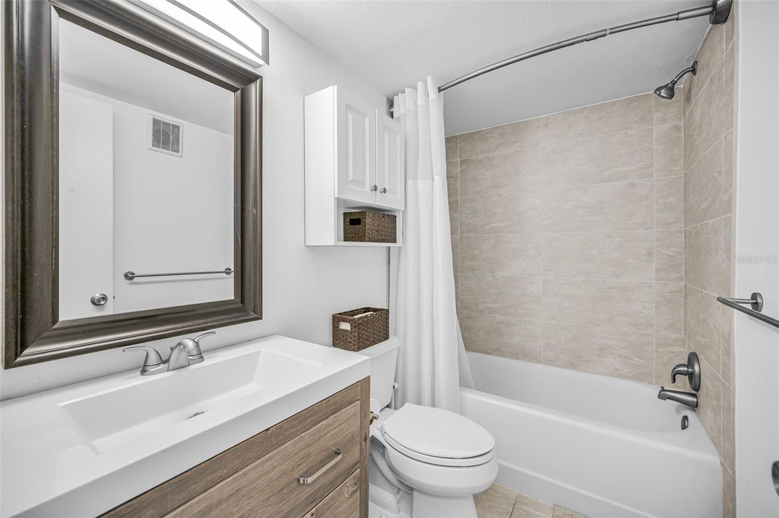 WASHINGTON SQUARE AT CLEARWATER CONDO - Residential