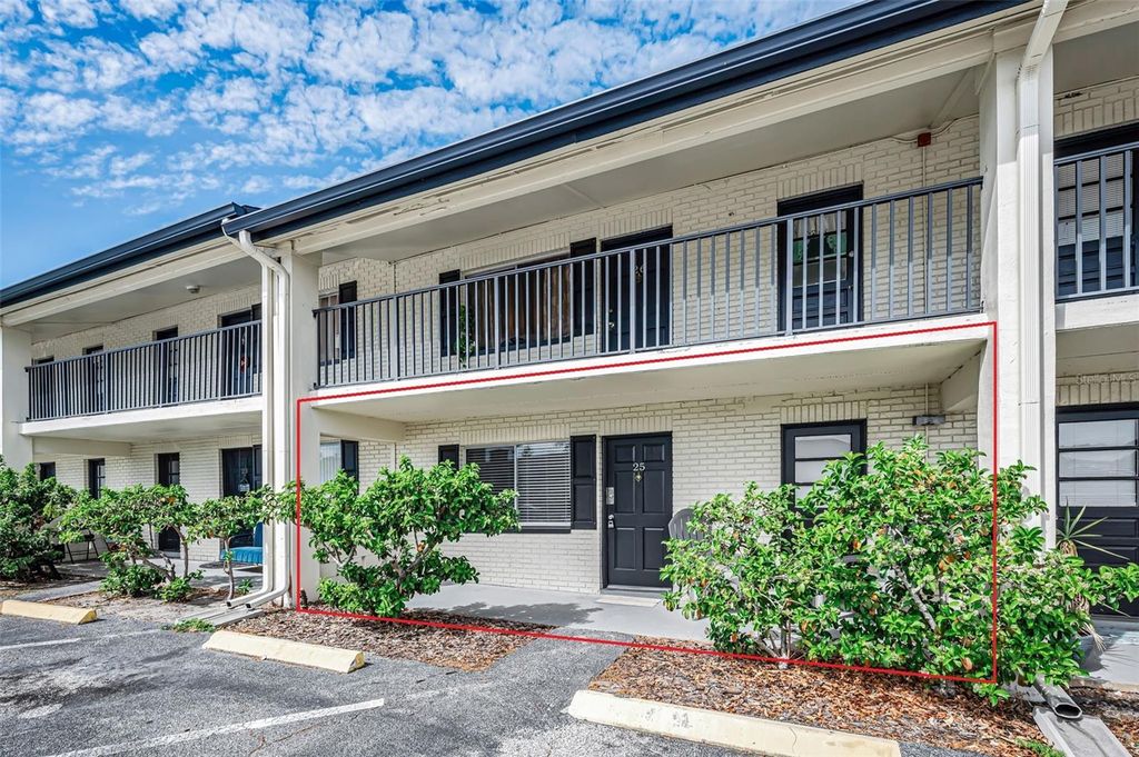 Photo of 2 N Fernwood Avenue #25, Clearwater, FL 33765 (MLS # TB8493357)