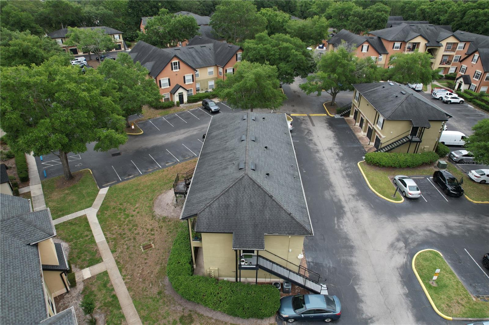 FOUNTAINS/METRO WEST - Residential
