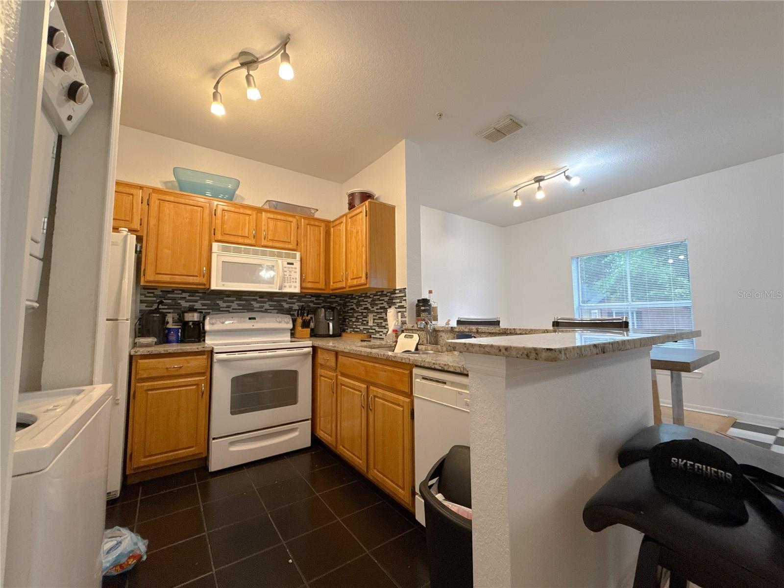 FOUNTAINS/METRO WEST - Residential