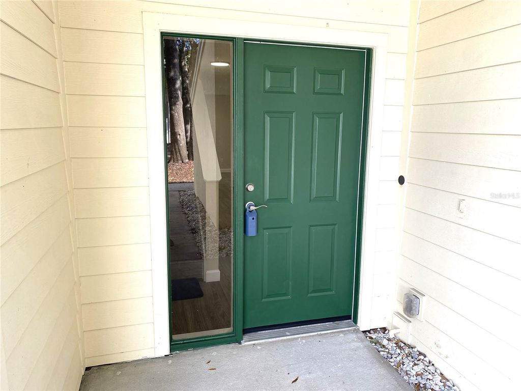 Photo of 11241 Cedar Hollow Lane, Tampa, FL 33618 (MLS # TB8448512)