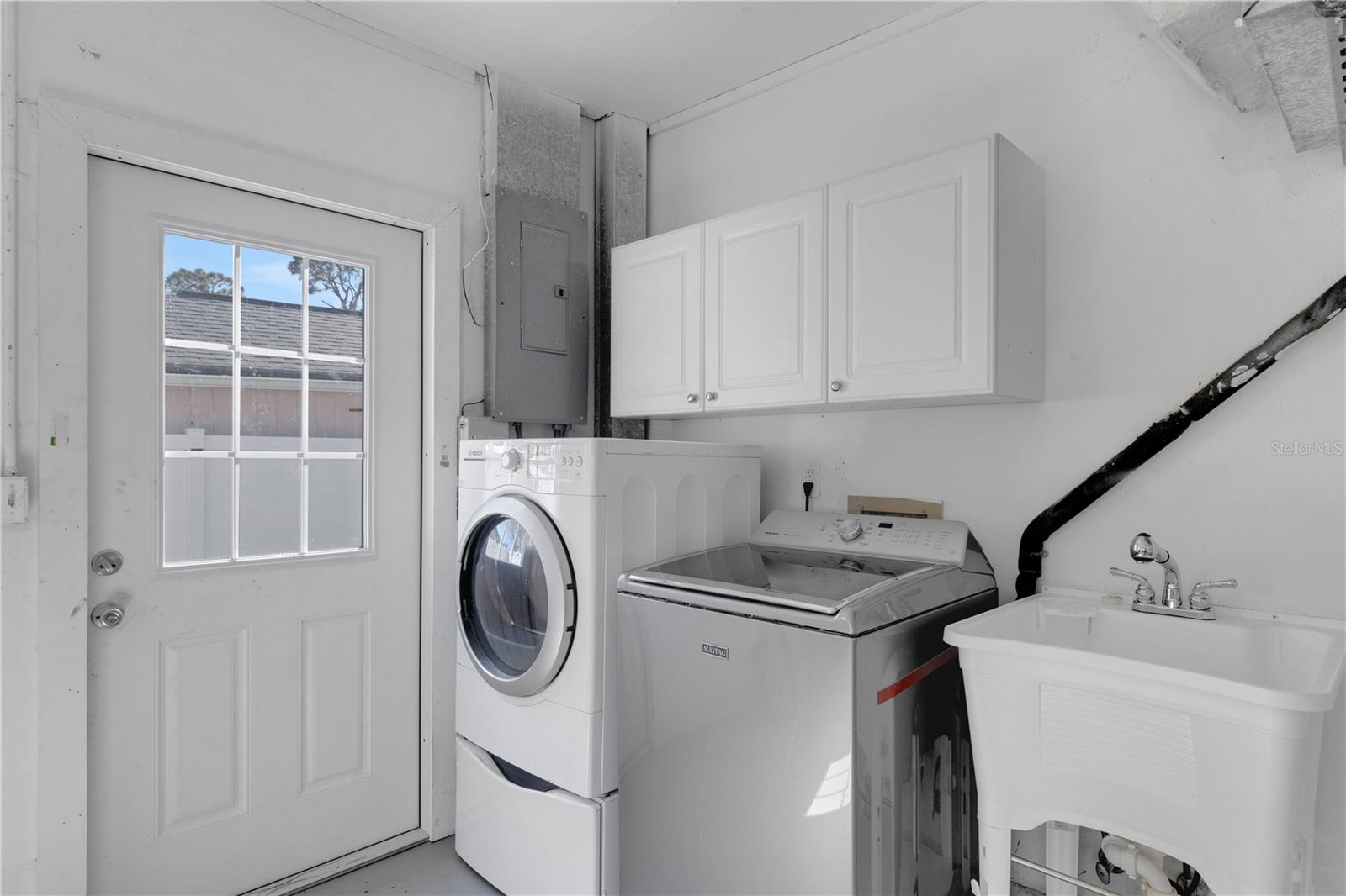 SOUTH VENICE - Residential