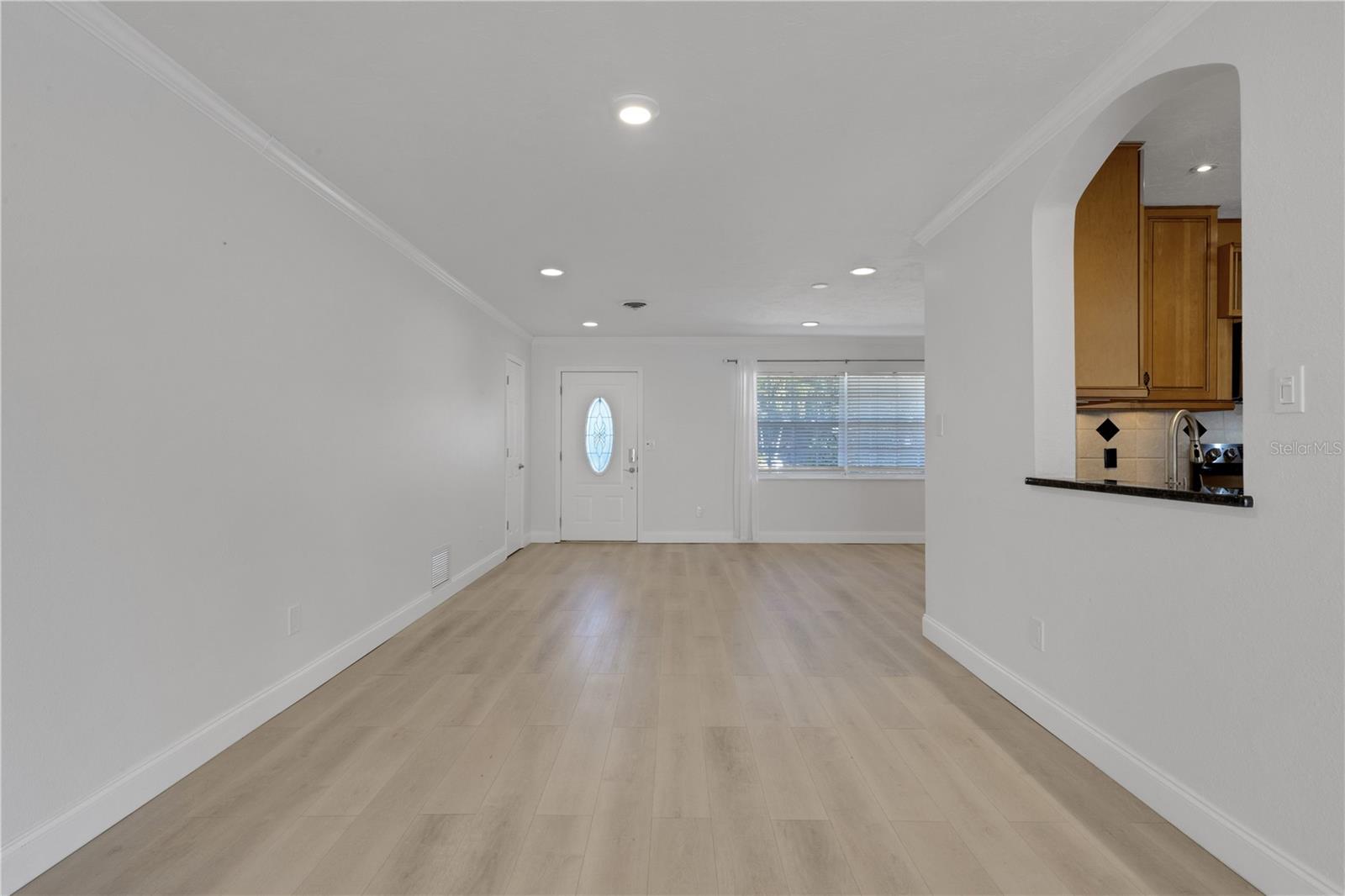 SOUTH VENICE - Residential