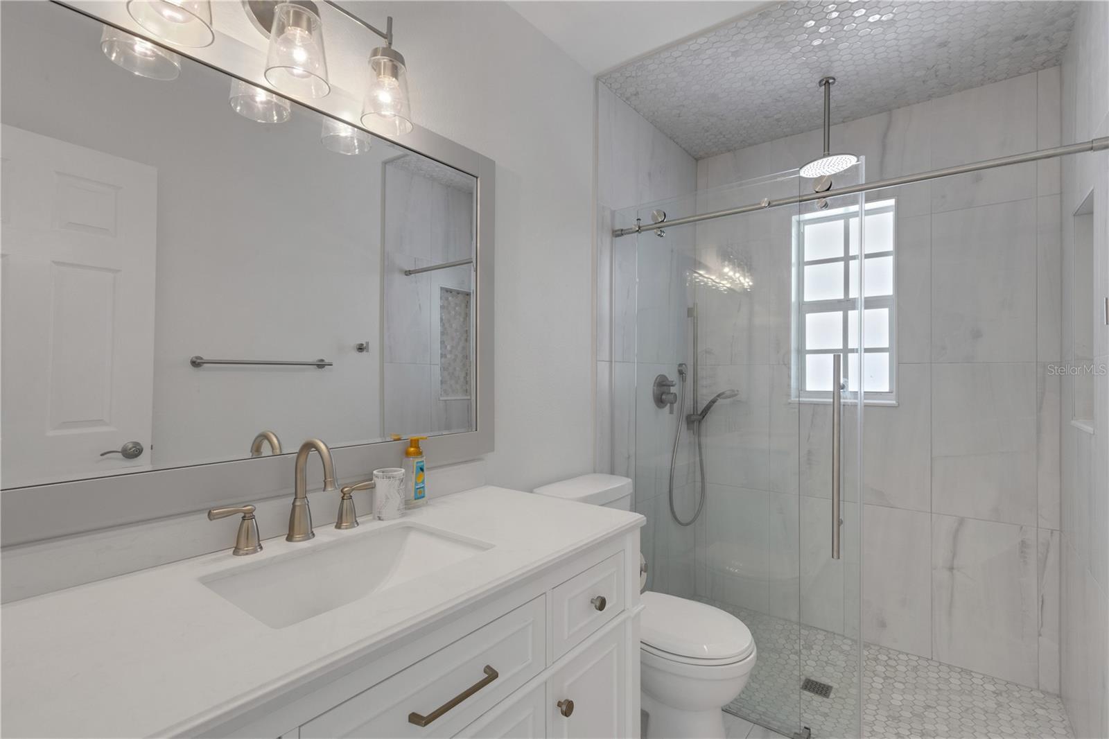 SOUTH VENICE - Residential