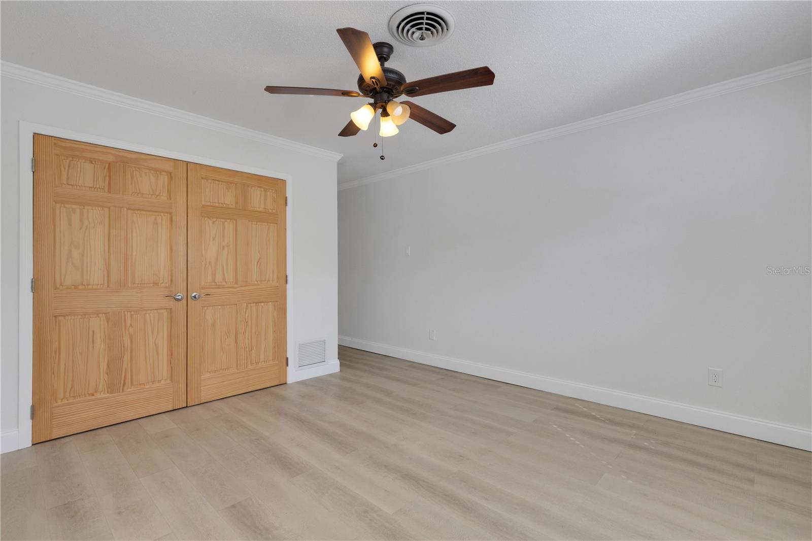 SOUTH VENICE - Residential