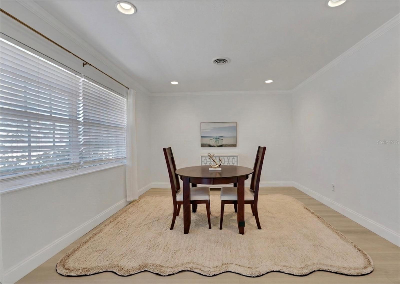 SOUTH VENICE - Residential