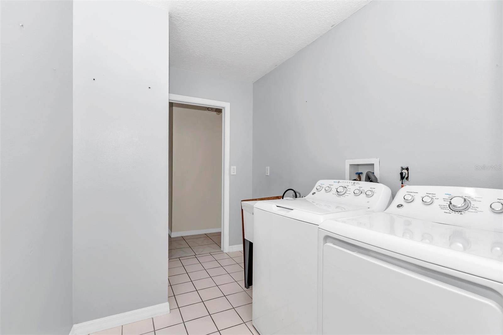 KINGS COVE UNIT 07 TR A-C - Residential