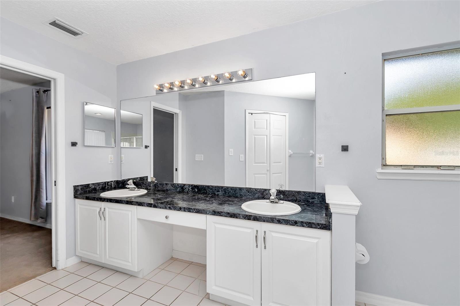 KINGS COVE UNIT 07 TR A-C - Residential