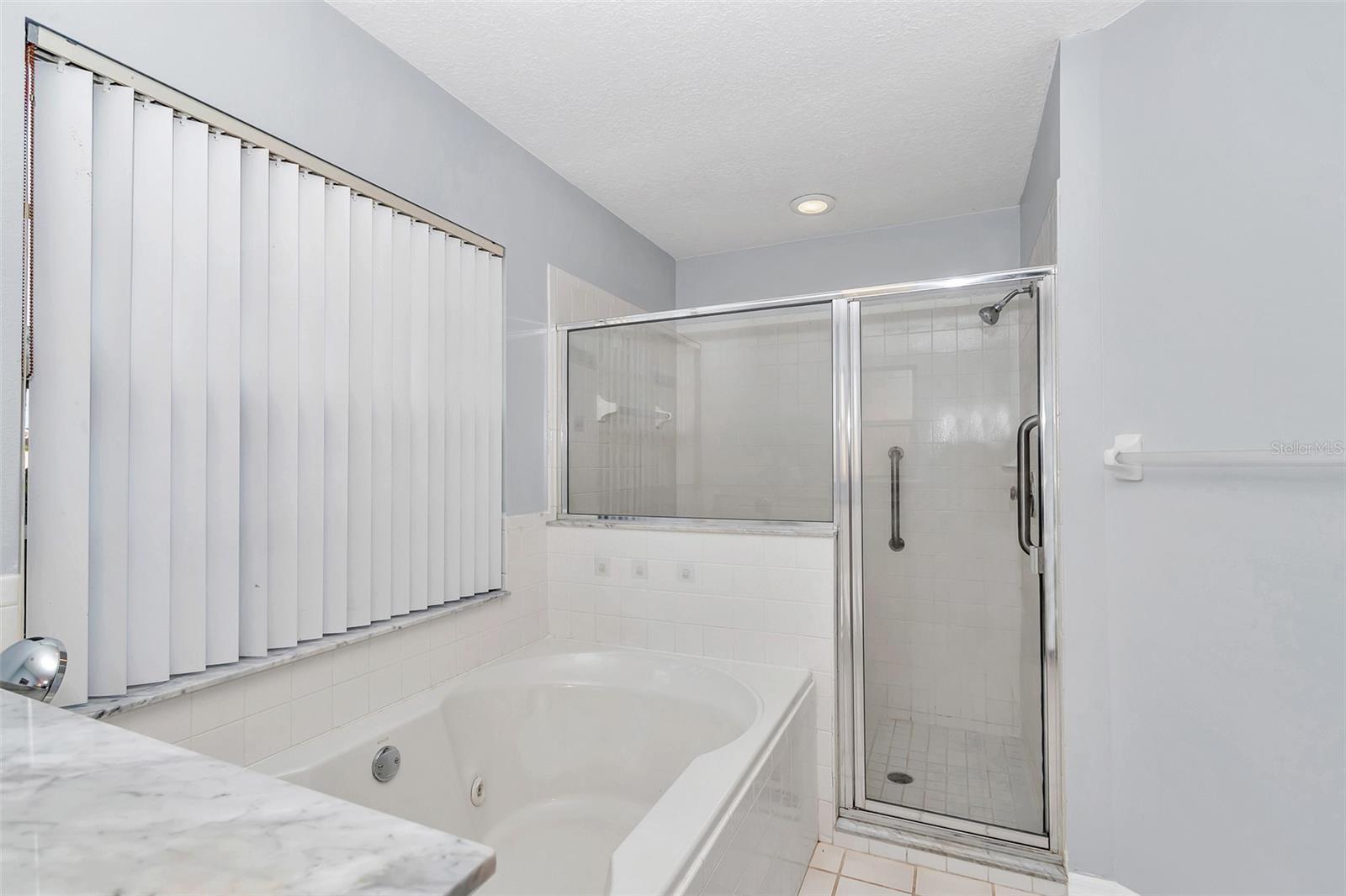 KINGS COVE UNIT 07 TR A-C - Residential