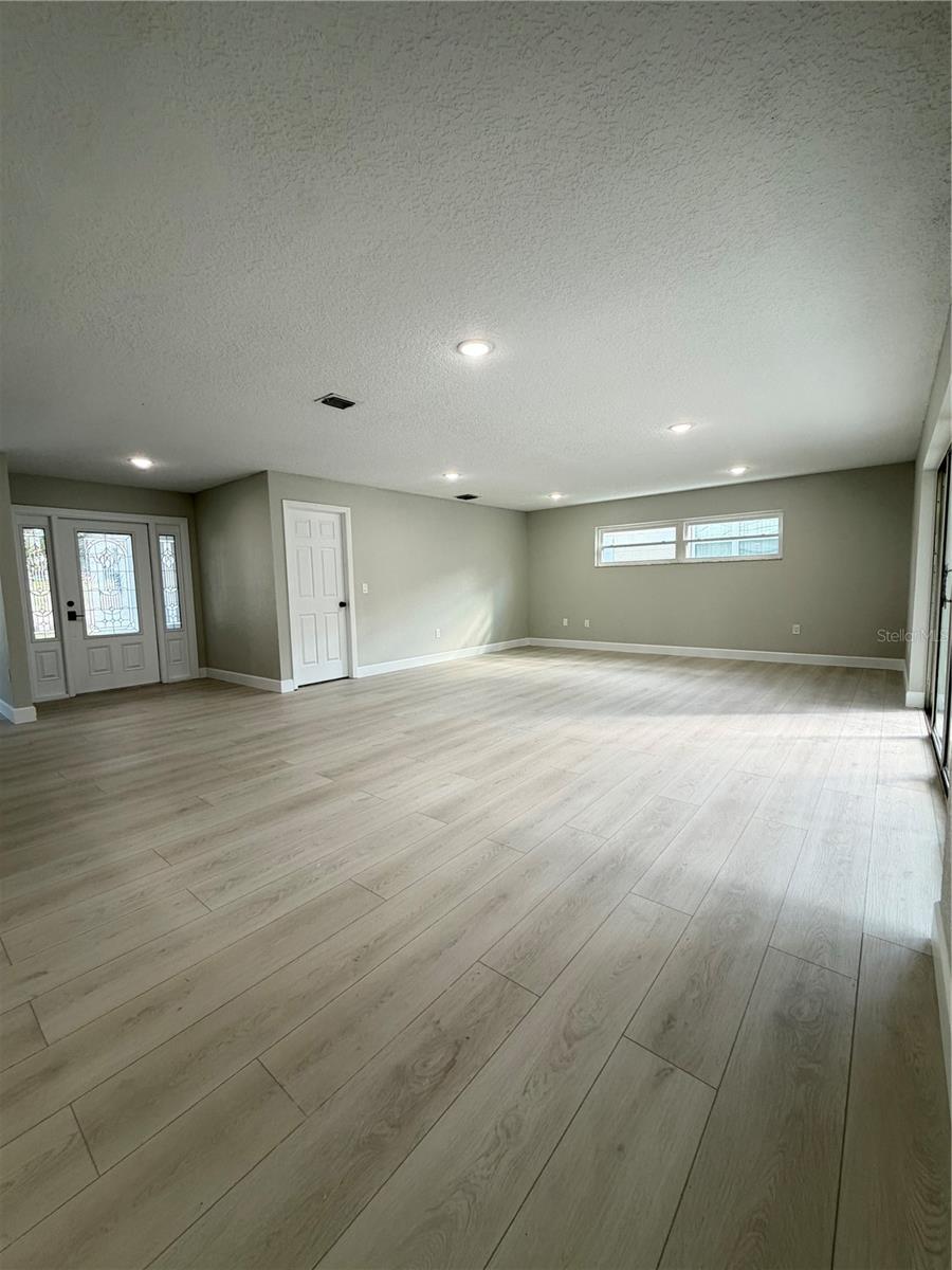 SPRING OAKS UNIT 4 - Residential