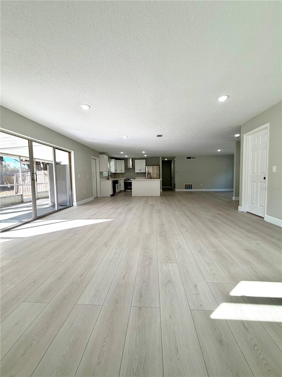 SPRING OAKS UNIT 4 - Residential