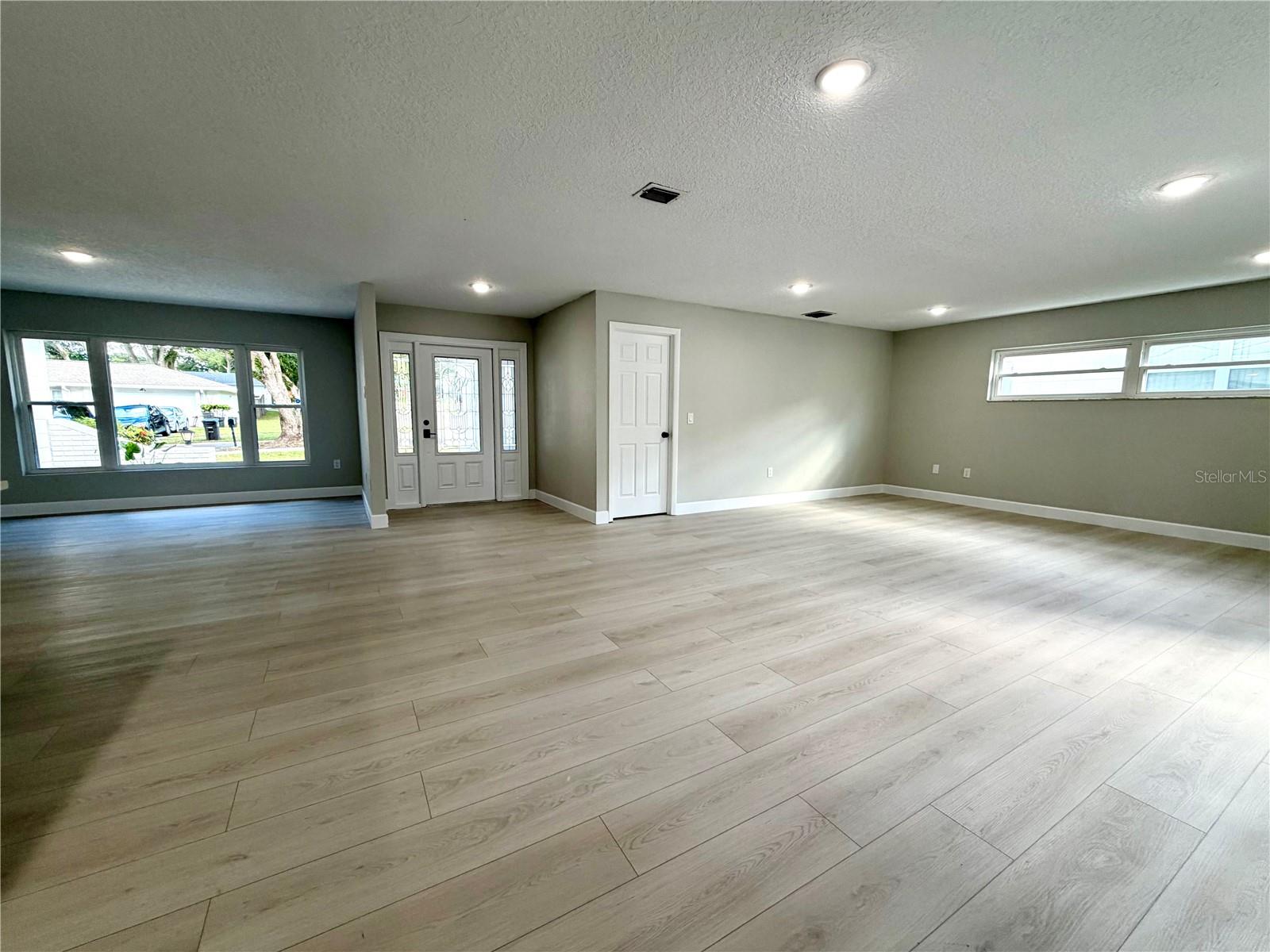 SPRING OAKS UNIT 4 - Residential