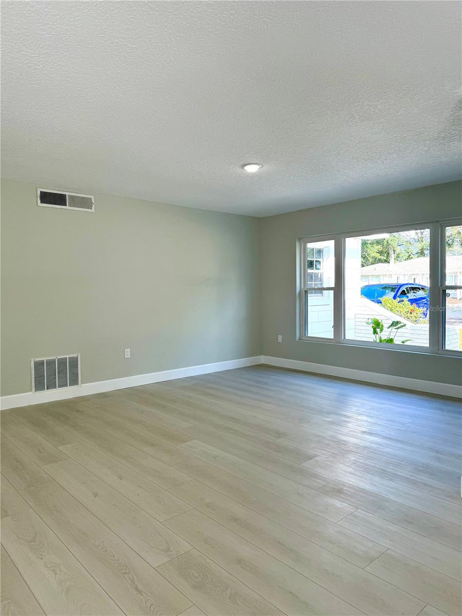 SPRING OAKS UNIT 4 - Residential