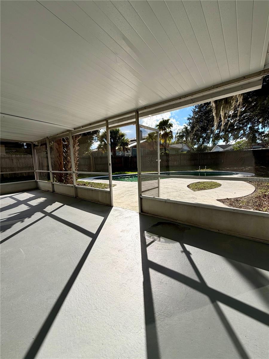 SPRING OAKS UNIT 4 - Residential