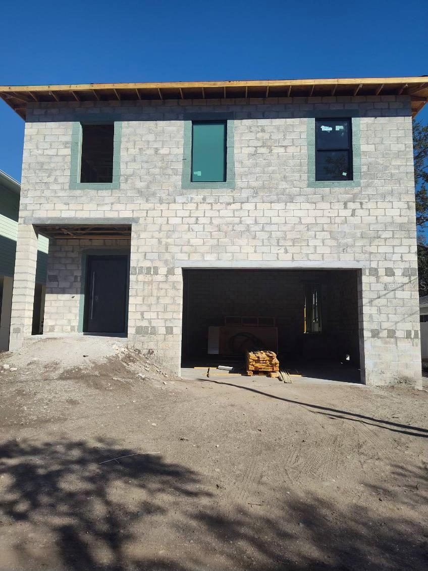 6010 S ELKINS AVENUE