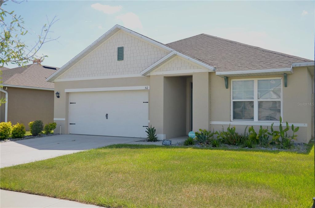 Photo of 511 Noble Avenue, Davenport, FL 33837 (MLS # S5150059)