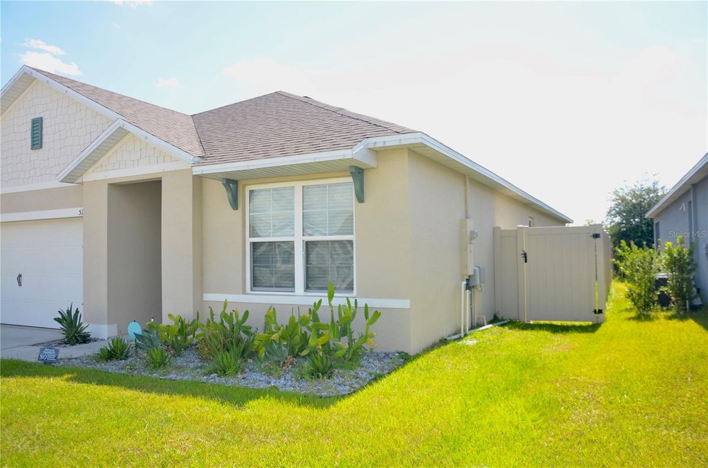 Photo of 511 Noble Avenue, Davenport, FL 33837 (MLS # S5150059)