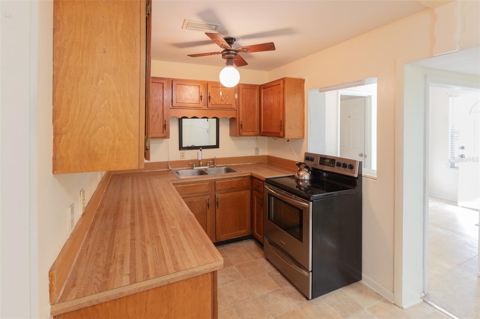 MEADOWBROOK - Residential