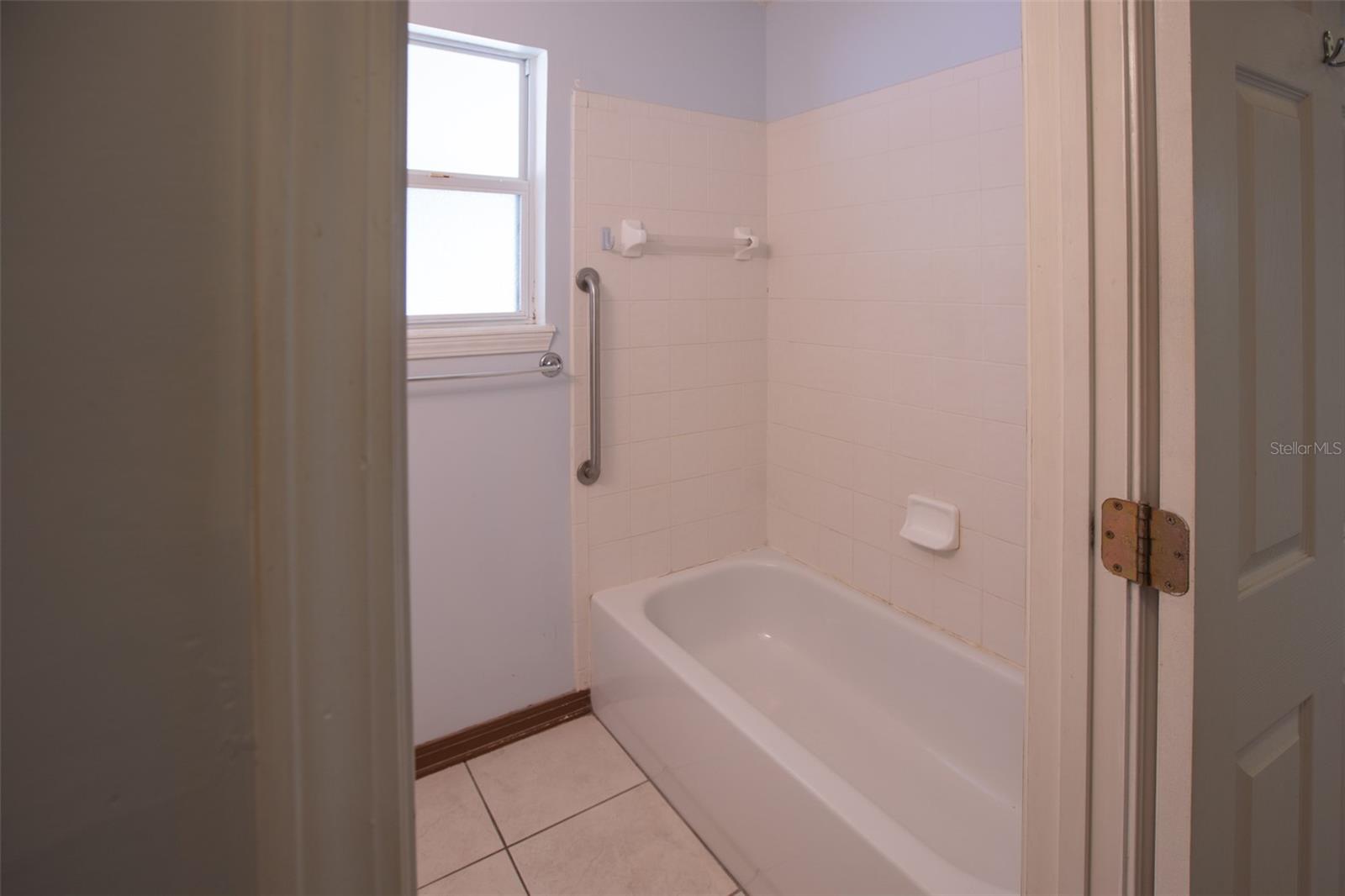 MEADOWBROOK - Residential