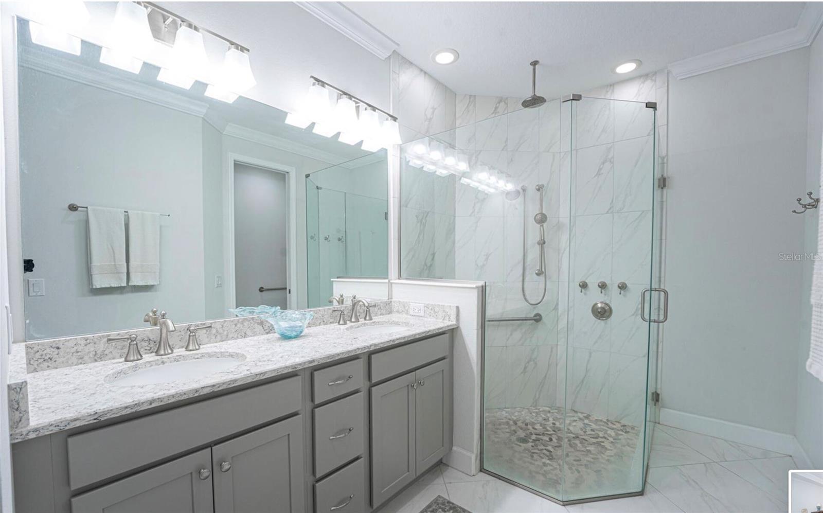 LATITUDE/DAYTONA BEACH PH 5 - Residential