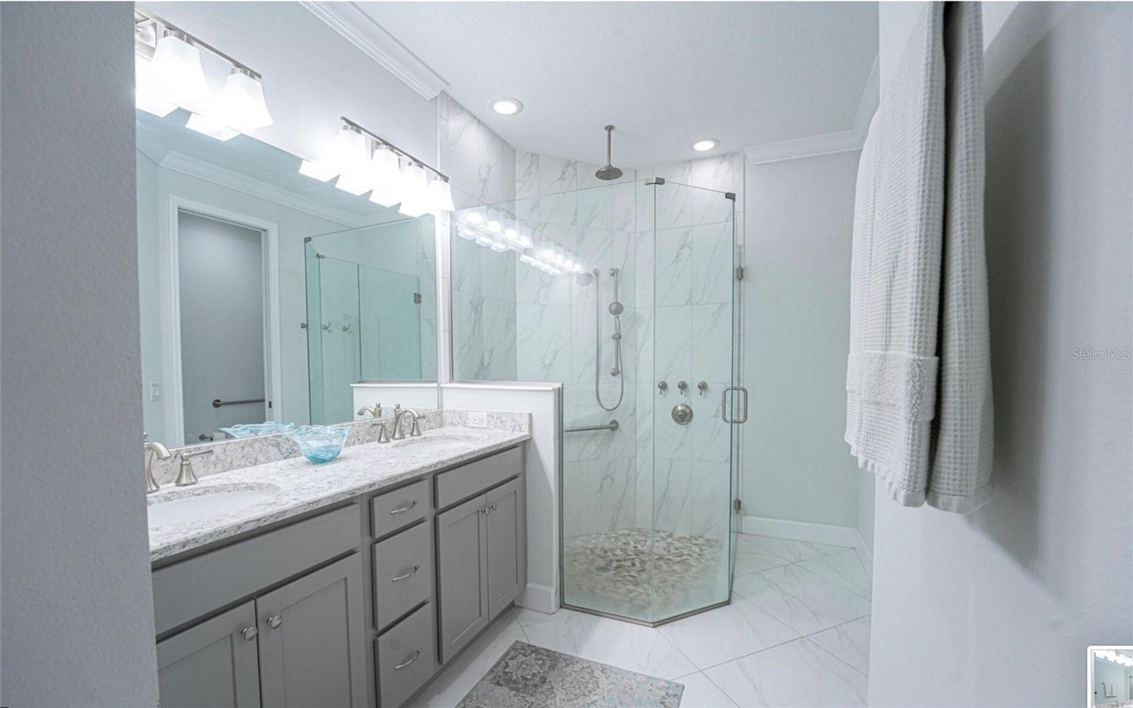 LATITUDE/DAYTONA BEACH PH 5 - Residential