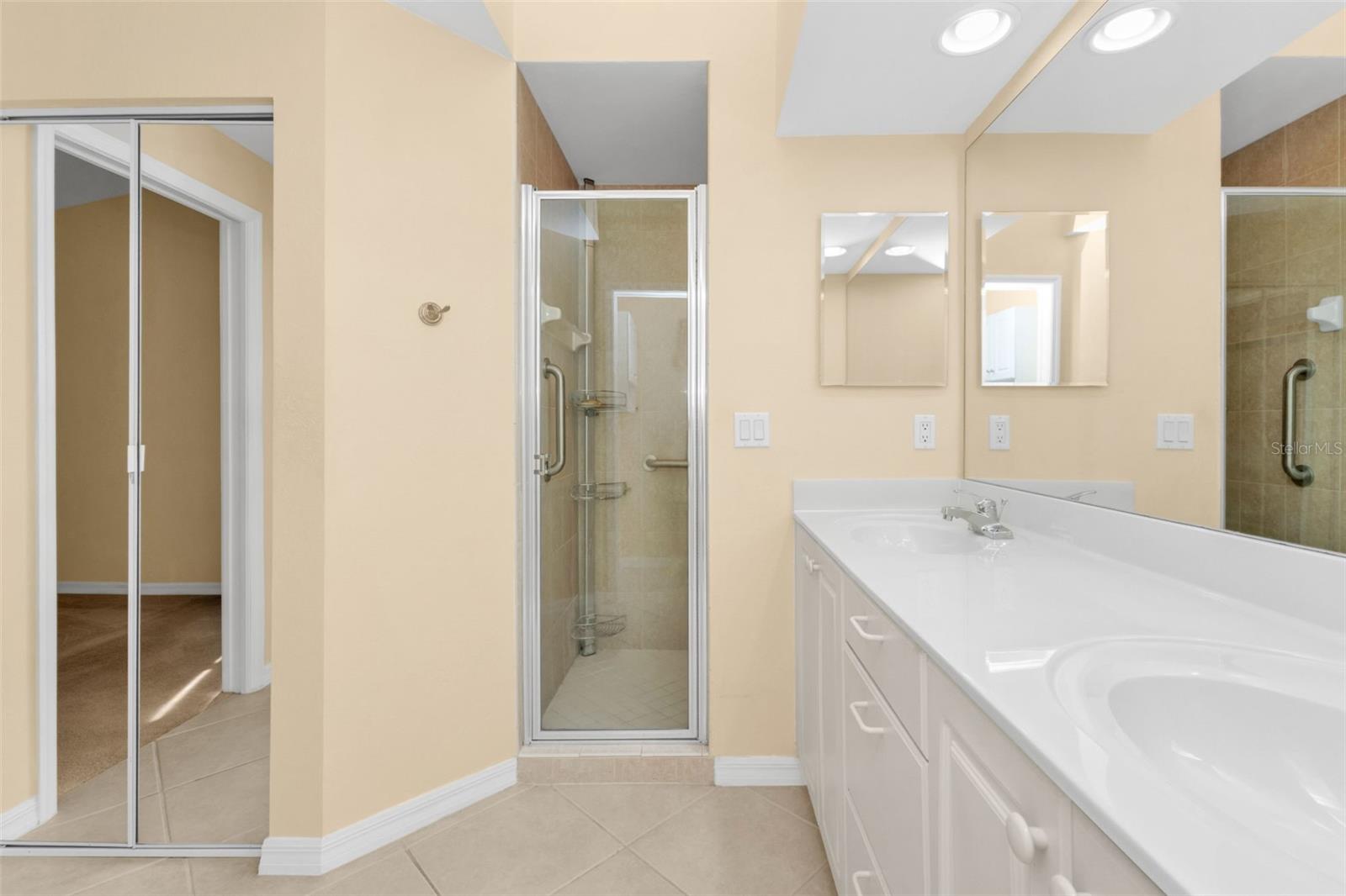 VILLAS BURNT STORE ISLES 01 - Residential Lease