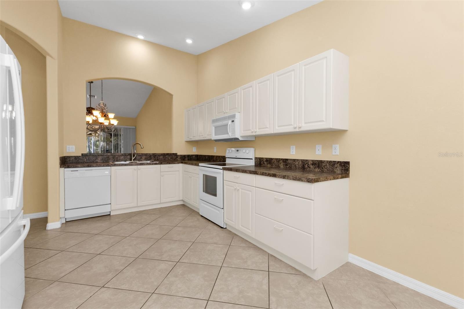 VILLAS BURNT STORE ISLES 01 - Residential Lease