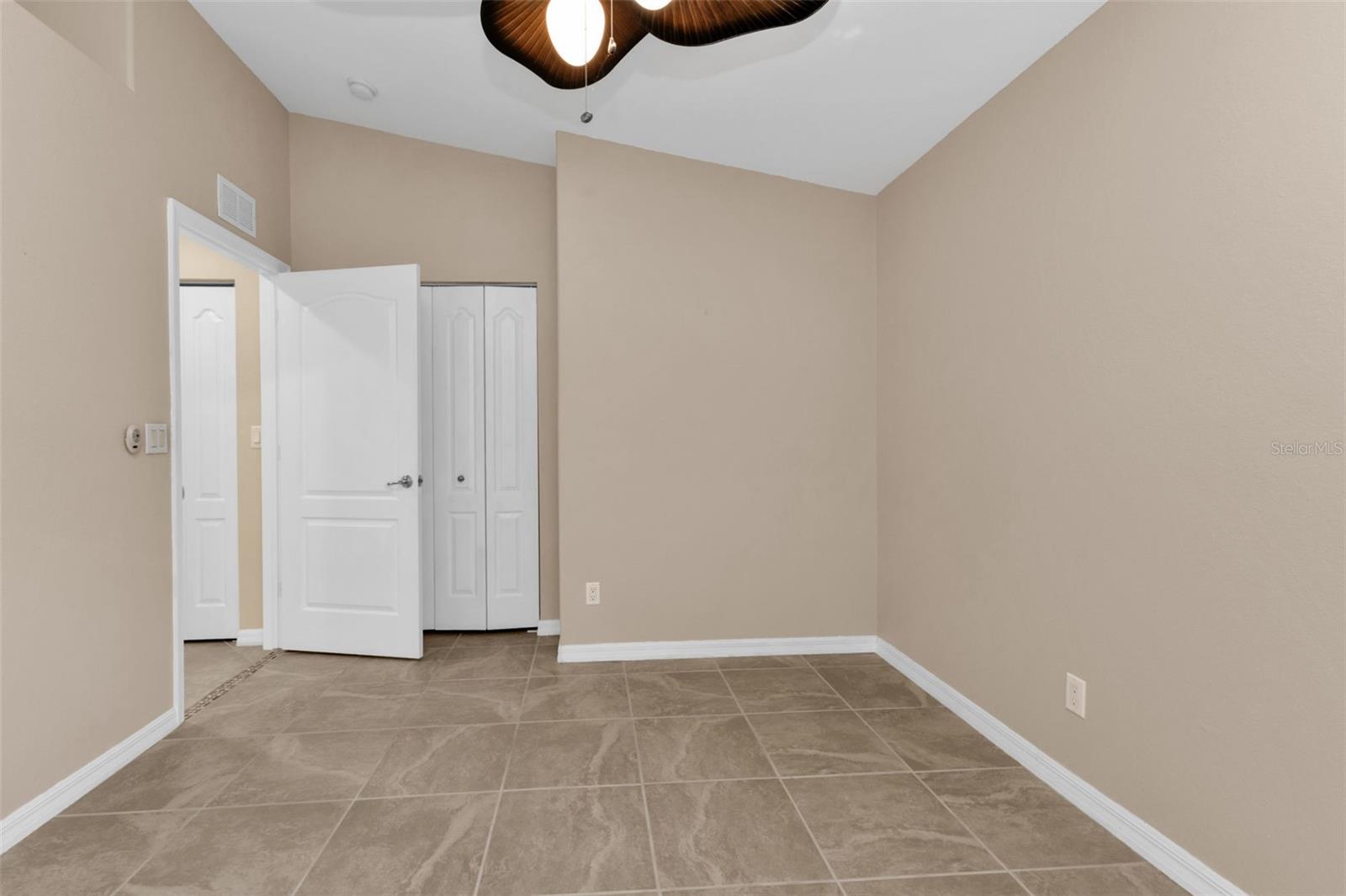 VILLAS BURNT STORE ISLES 01 - Residential Lease