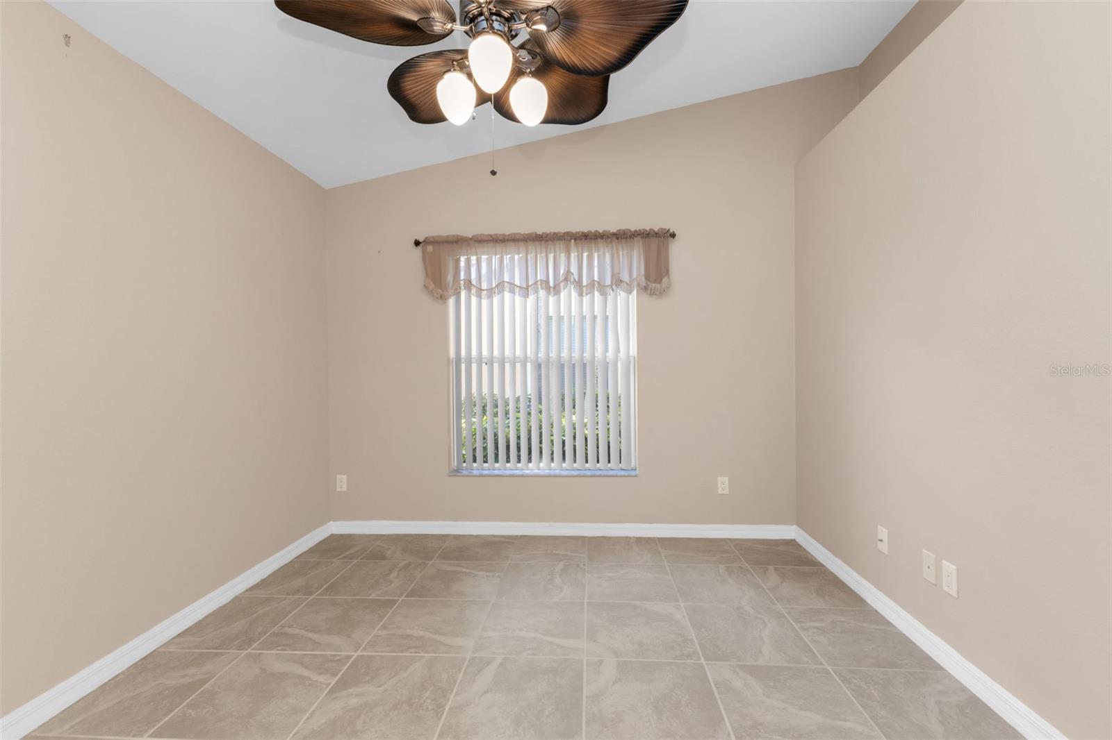 VILLAS BURNT STORE ISLES 01 - Residential Lease