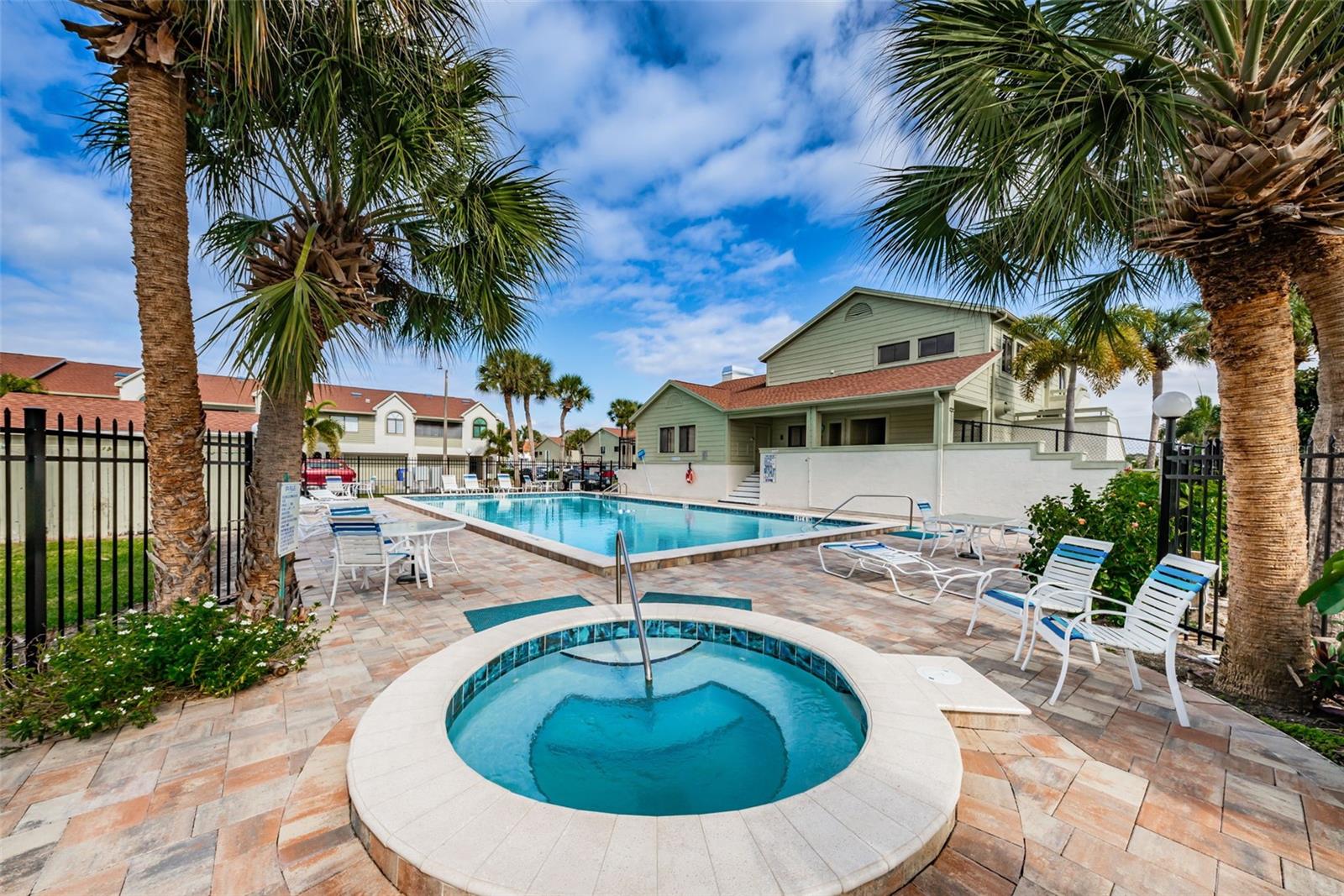 CURLEW LANDINGS - Residential