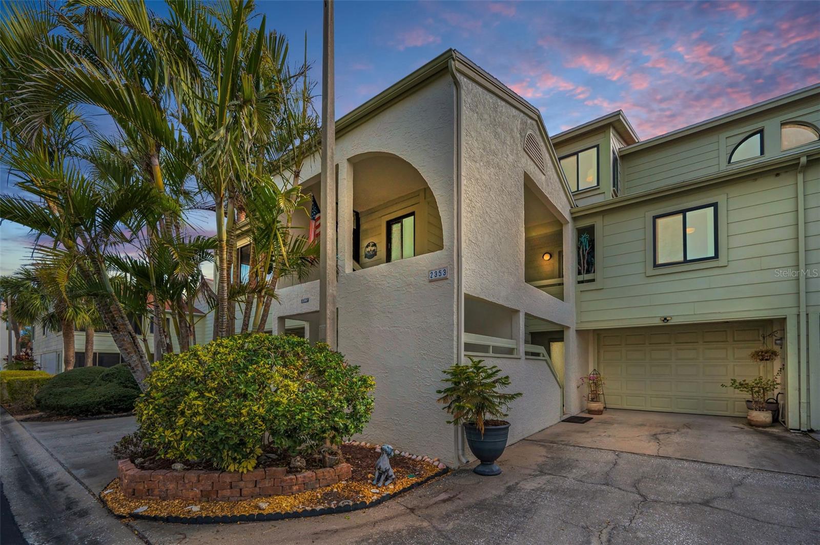 CURLEW LANDINGS - Residential