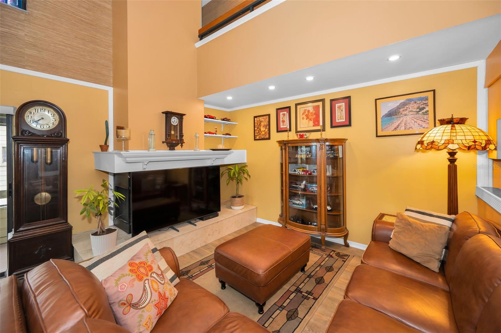 CURLEW LANDINGS - Residential