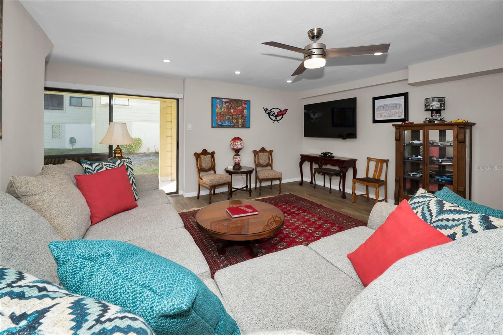 CURLEW LANDINGS - Residential