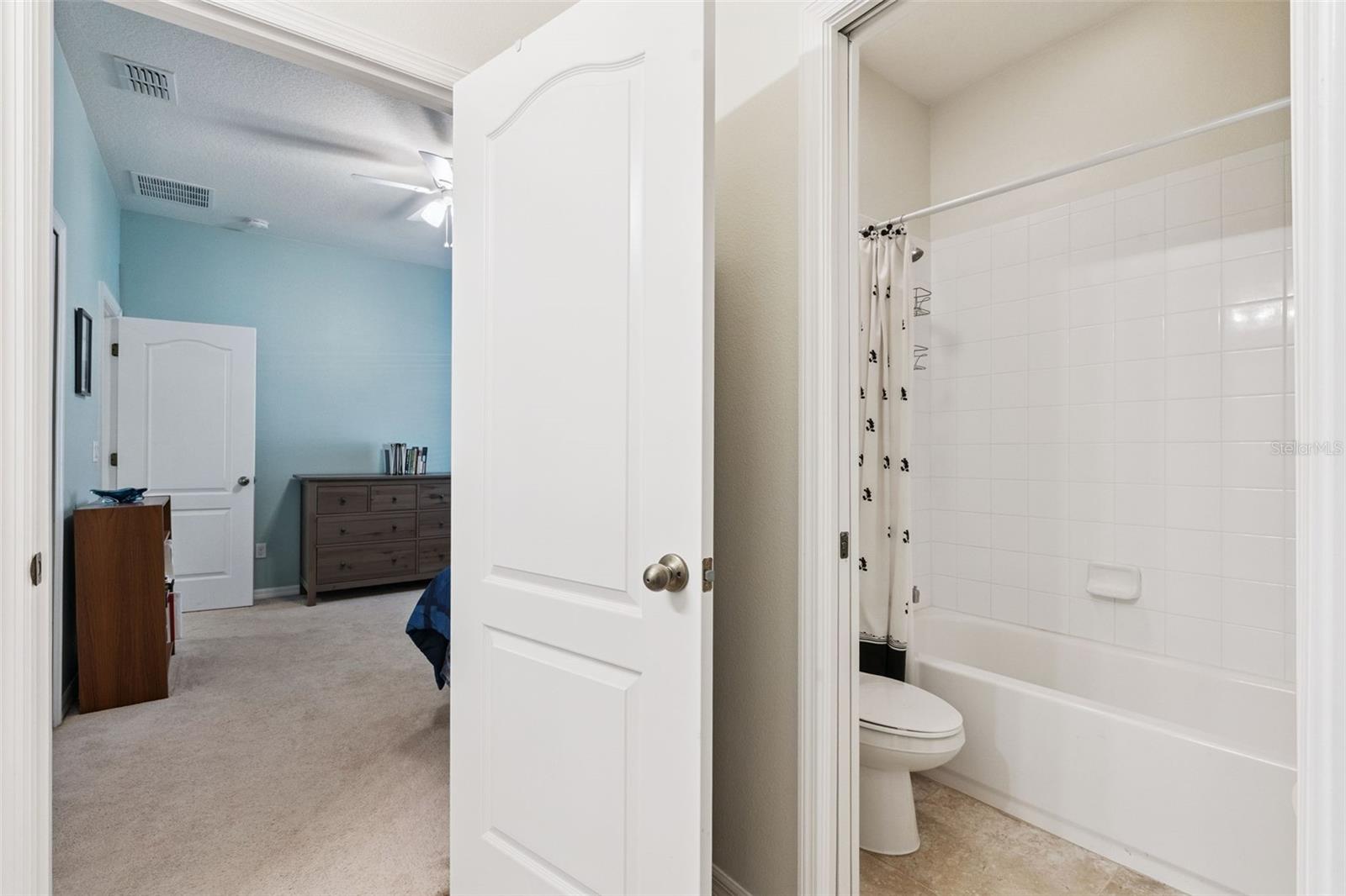 HAMMOCK POINTE - Residential