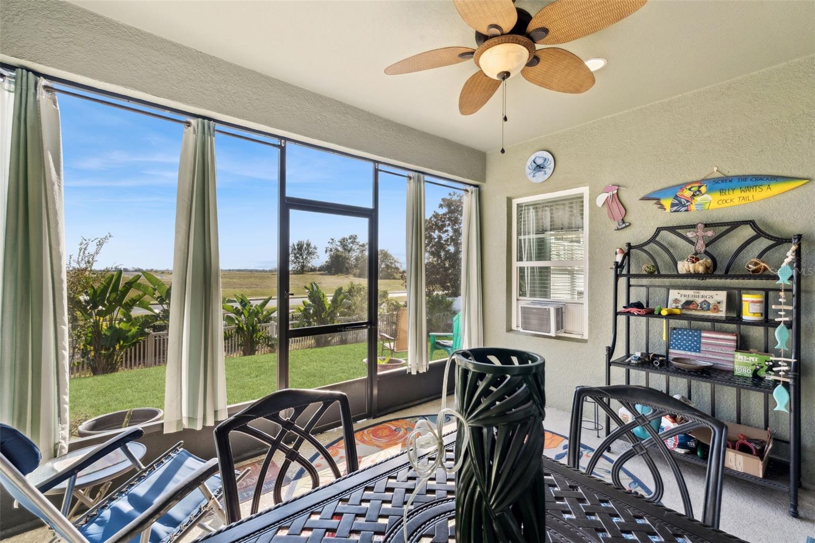 HAMMOCK POINTE - Residential