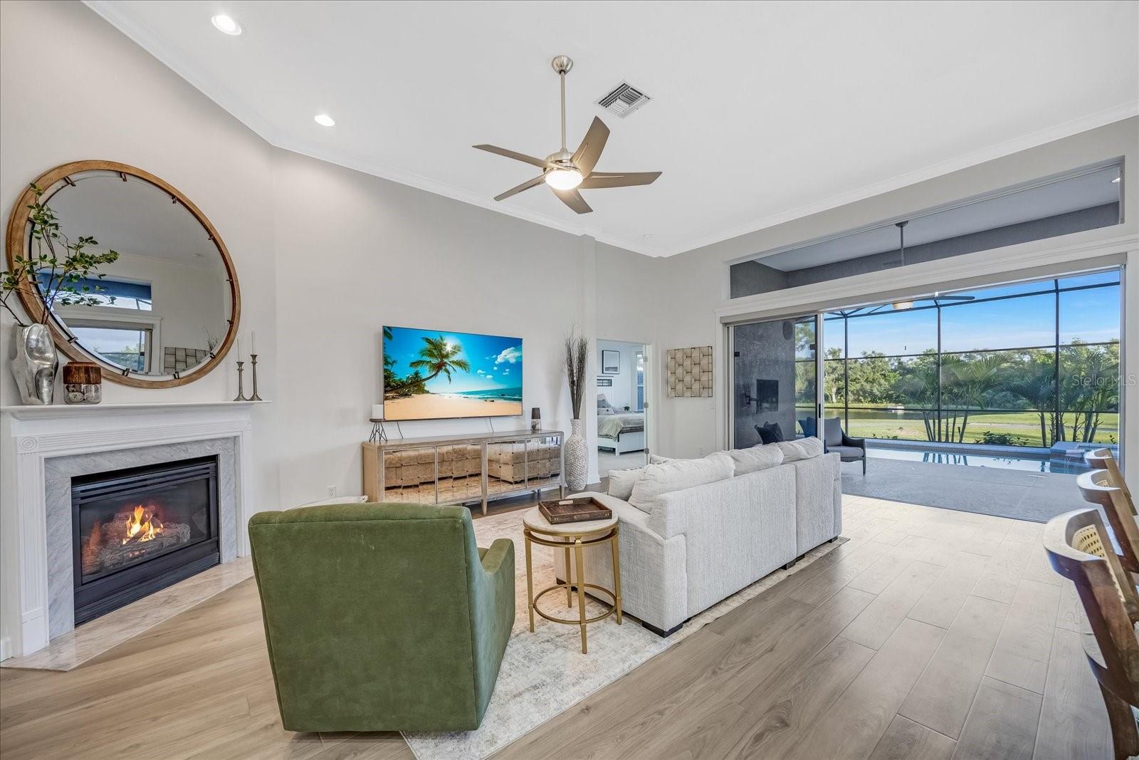 BAYOU CLUB ESTATES TR 5 PH 1 - Residential