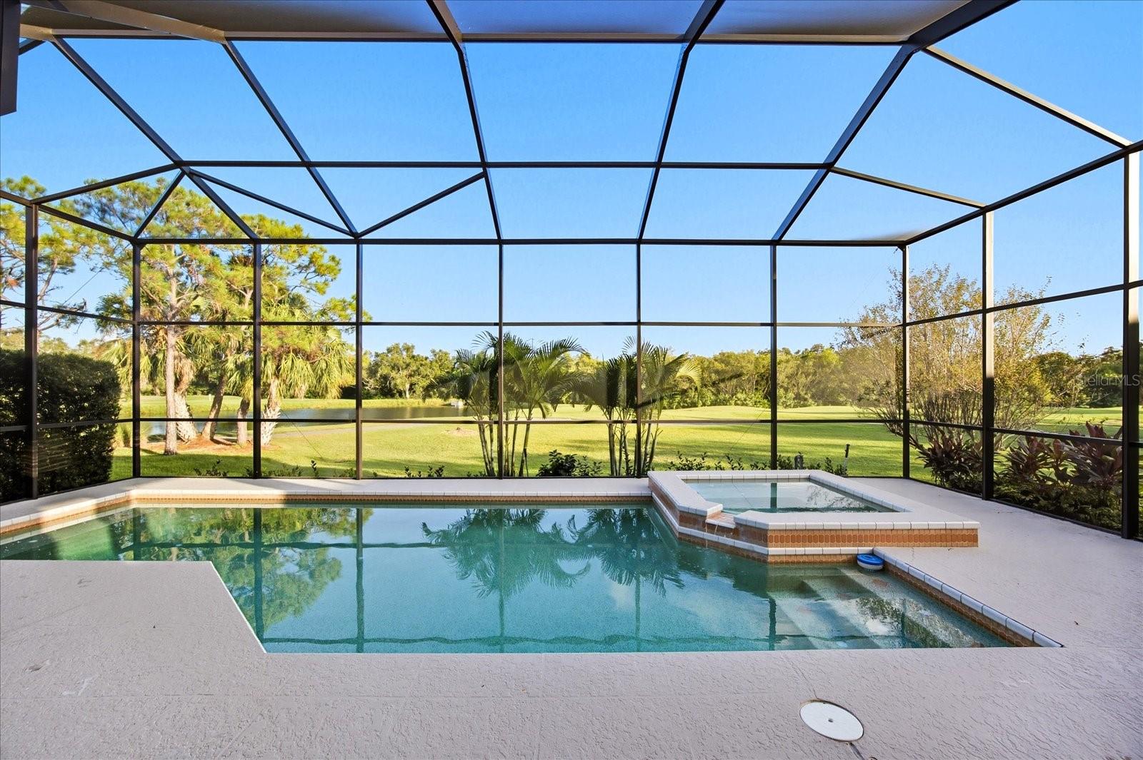 BAYOU CLUB ESTATES TR 5 PH 1 - Residential