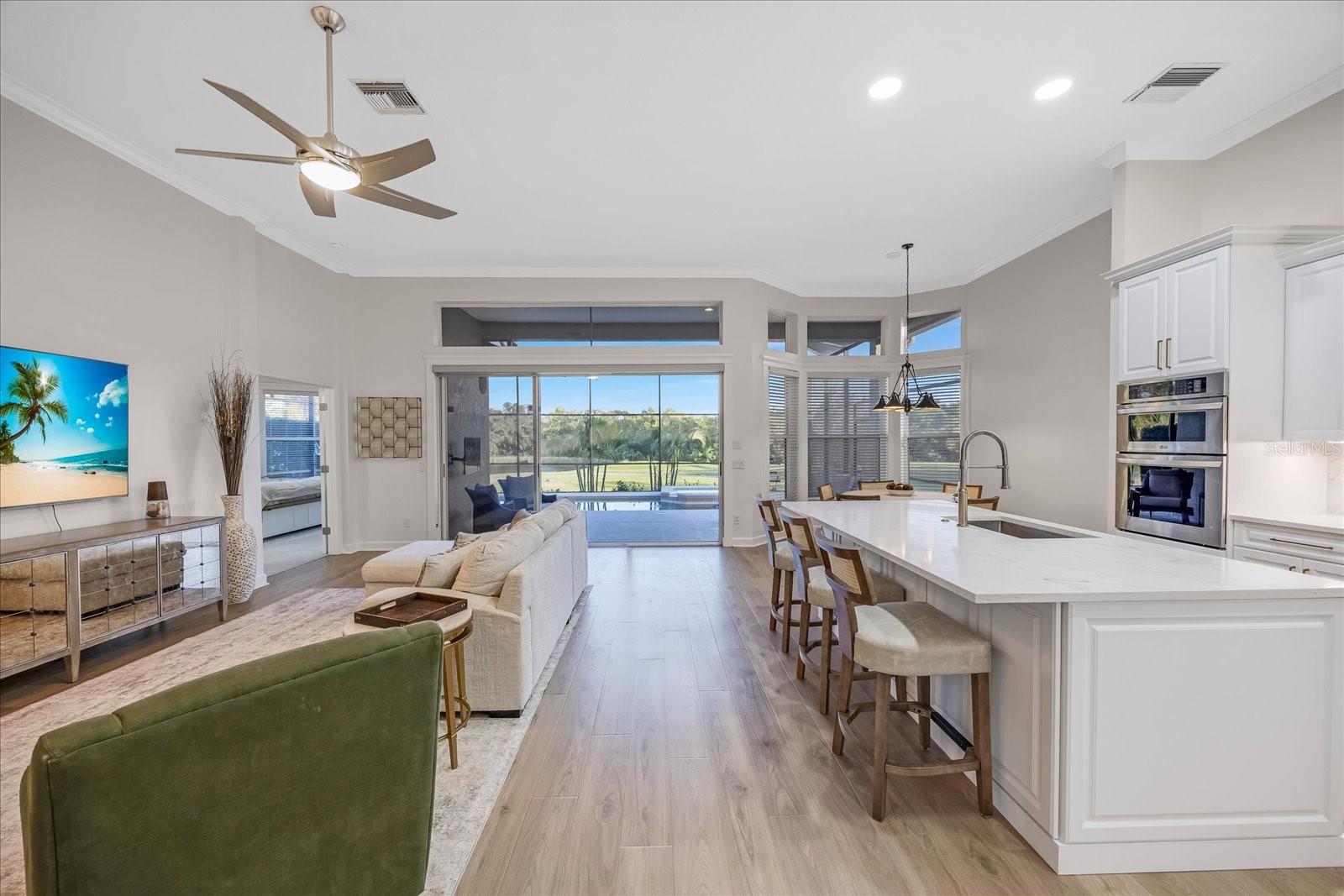 BAYOU CLUB ESTATES TR 5 PH 1 - Residential