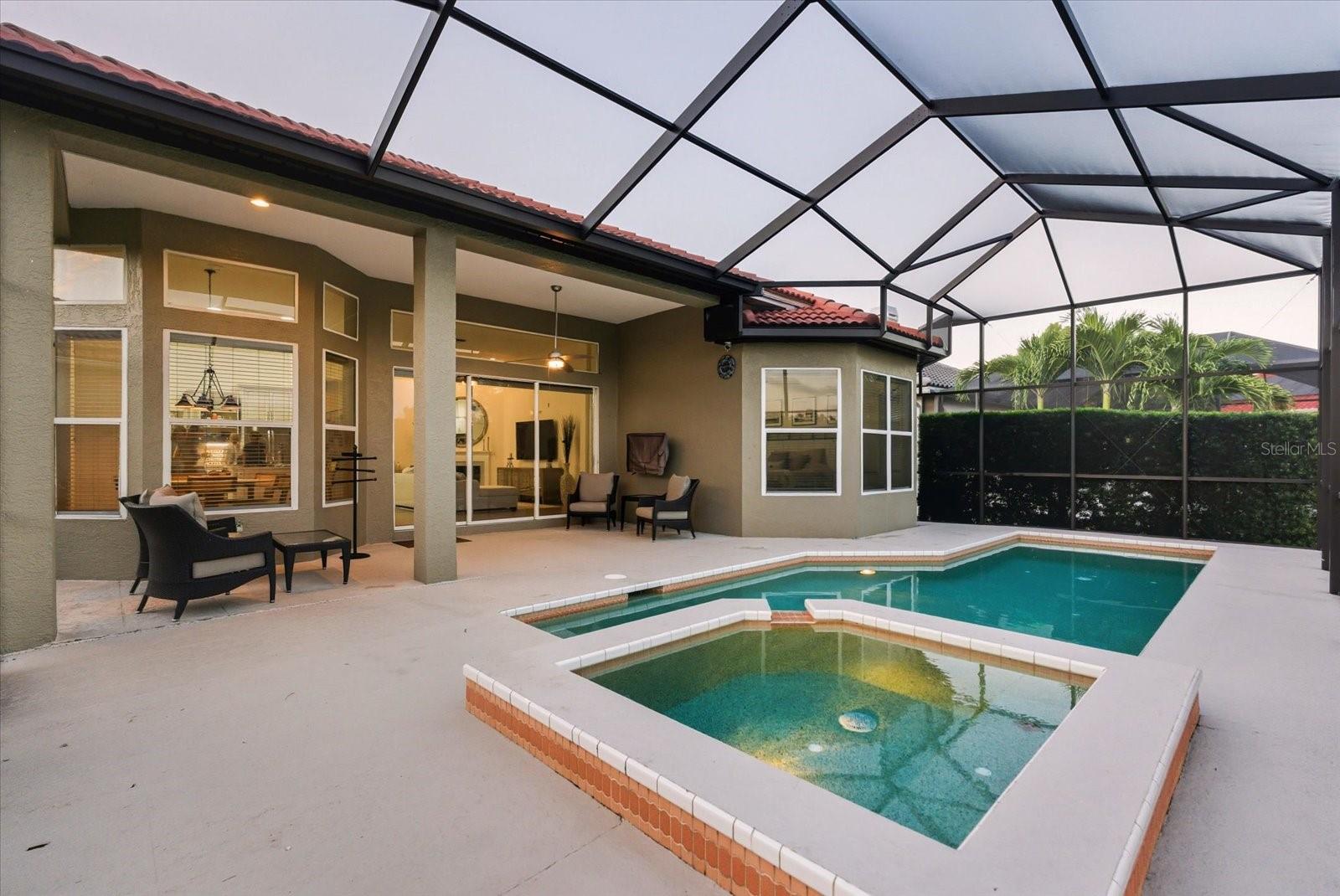 BAYOU CLUB ESTATES TR 5 PH 1 - Residential