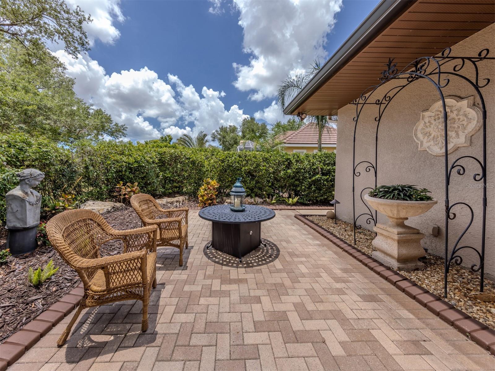 VENICE GOLF & CNTRY CLUB - Residential