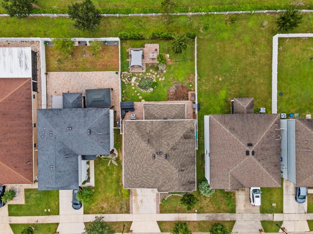 Photo of 1630 Scarbrough Abby Place, Saint Cloud, FL 34771 (MLS # S5159128)