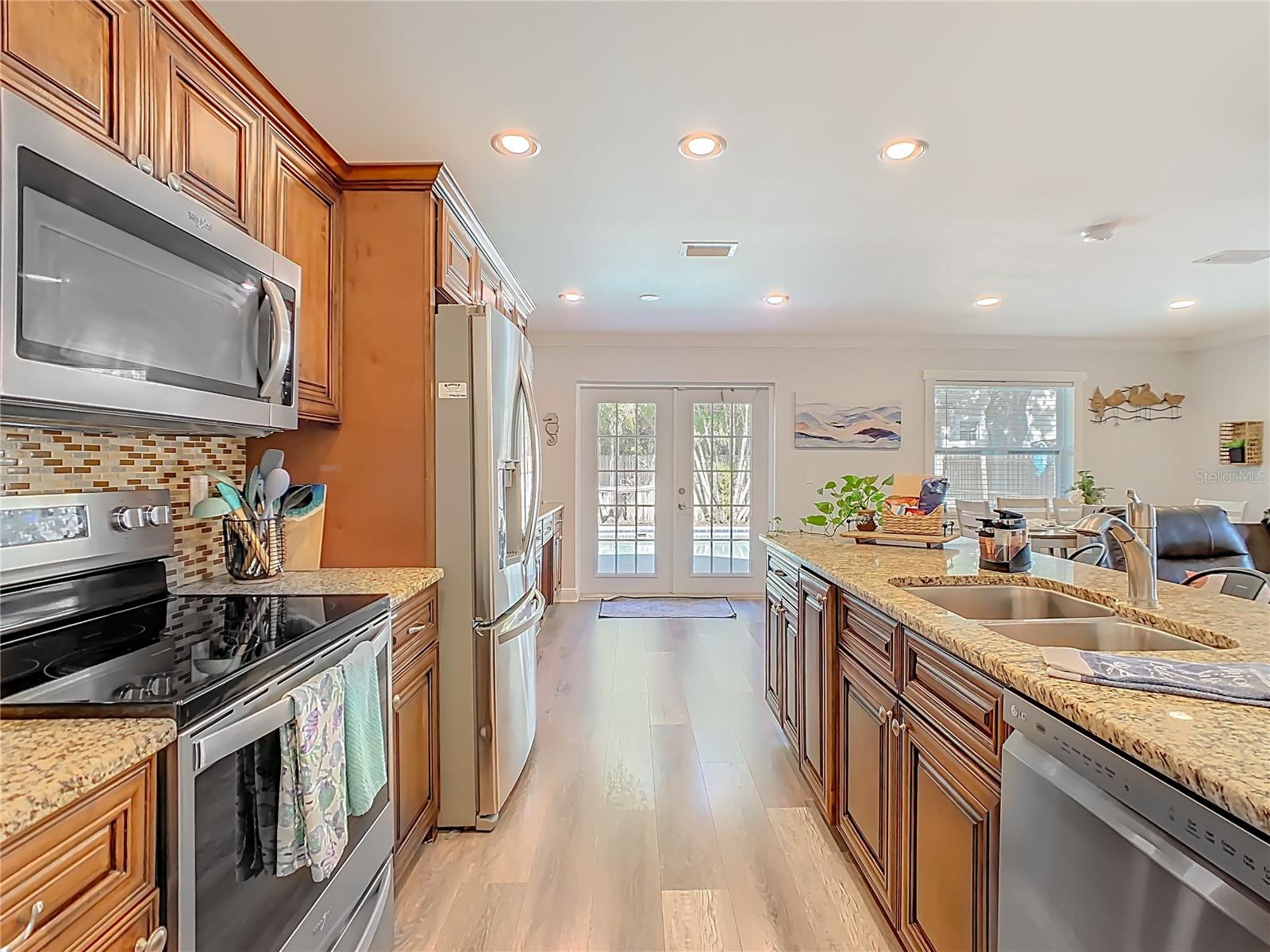 KIMPTON FARMS - Residential