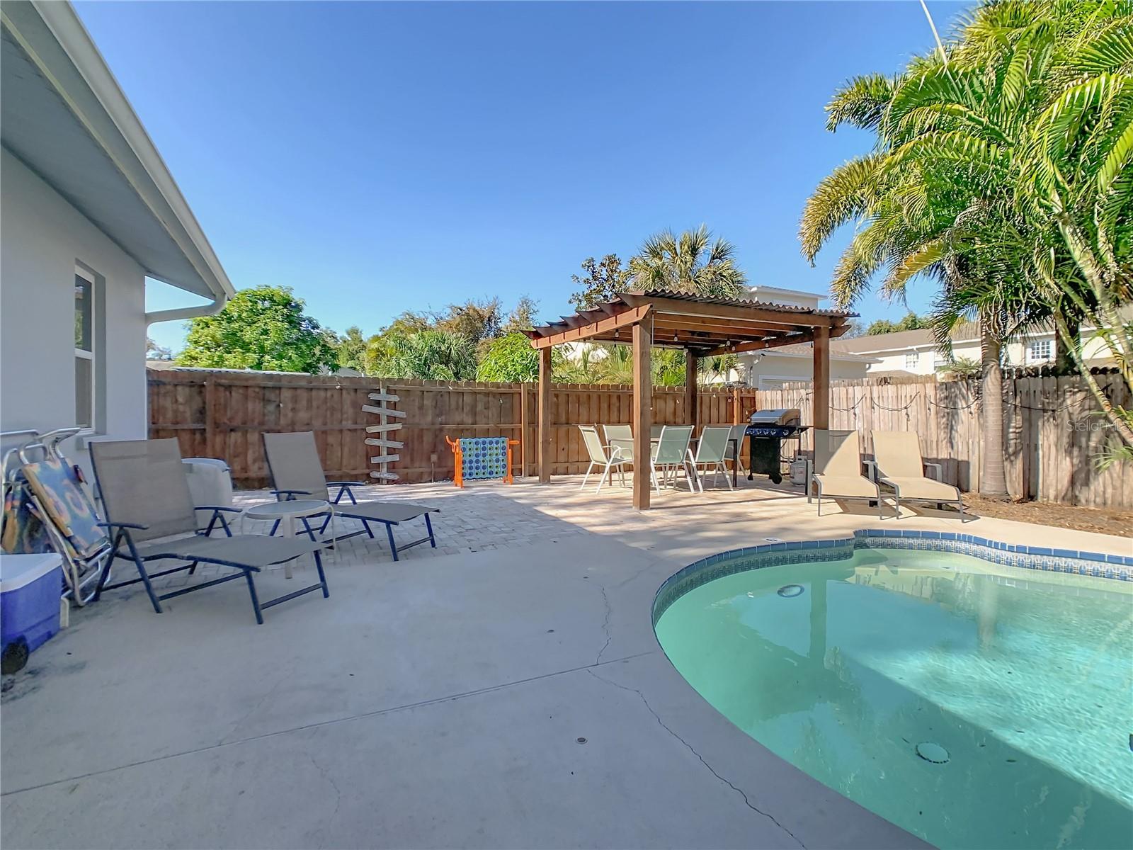 KIMPTON FARMS - Residential