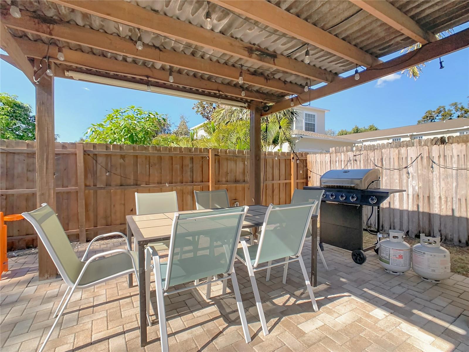 KIMPTON FARMS - Residential