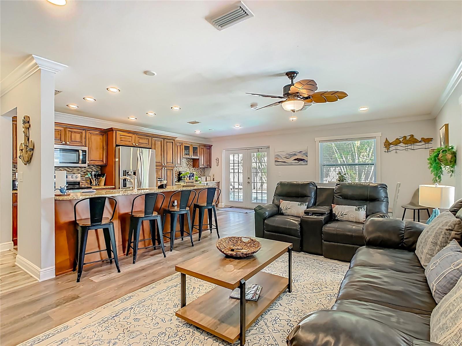 KIMPTON FARMS - Residential