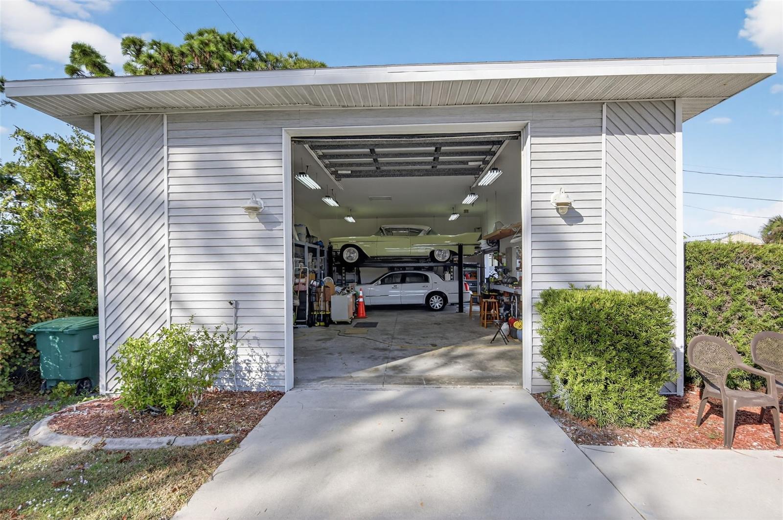 ENGLEWOOD GARDENS - Residential