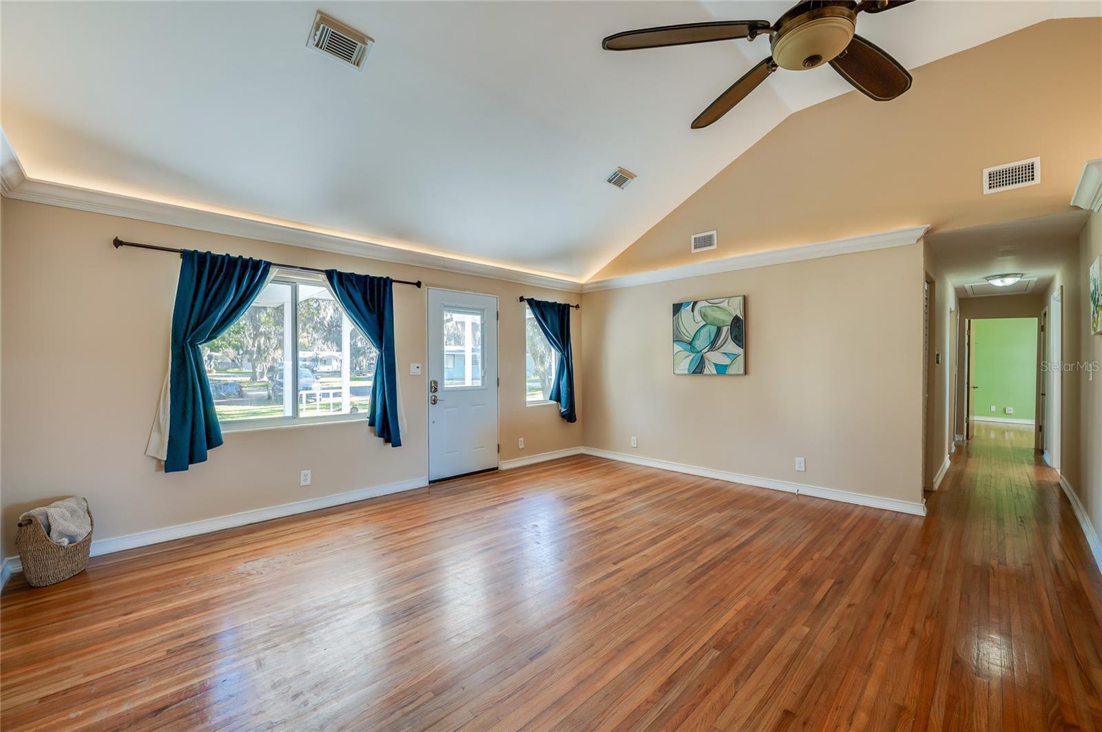 HARBOR OAKS - Residential