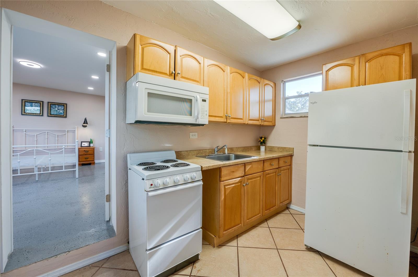 HARBOR OAKS - Residential